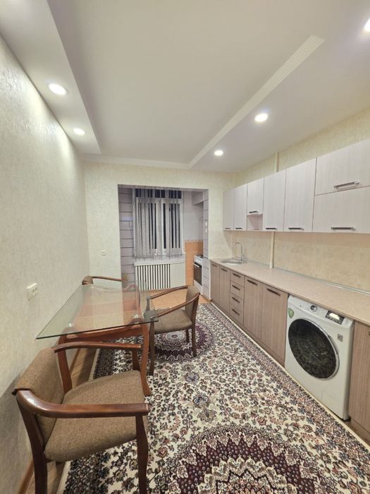 Продажа ! 4 х комнатная МЕТРО ОЙБЕК. Евро ремонт