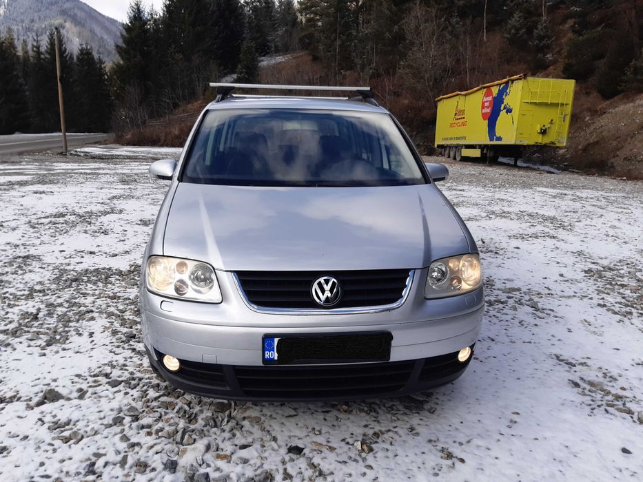 Vand Touran,2005,140 CP,stare f. bună