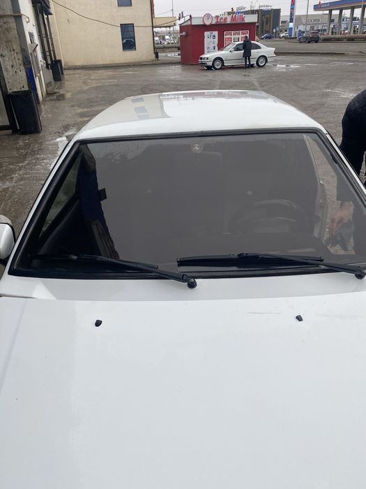 Лобовой куйдырылген 2114-15ке барады