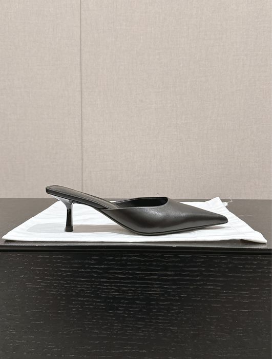 Pantofi Saint Laurent