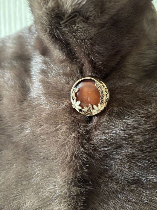 Продам норковую шубу