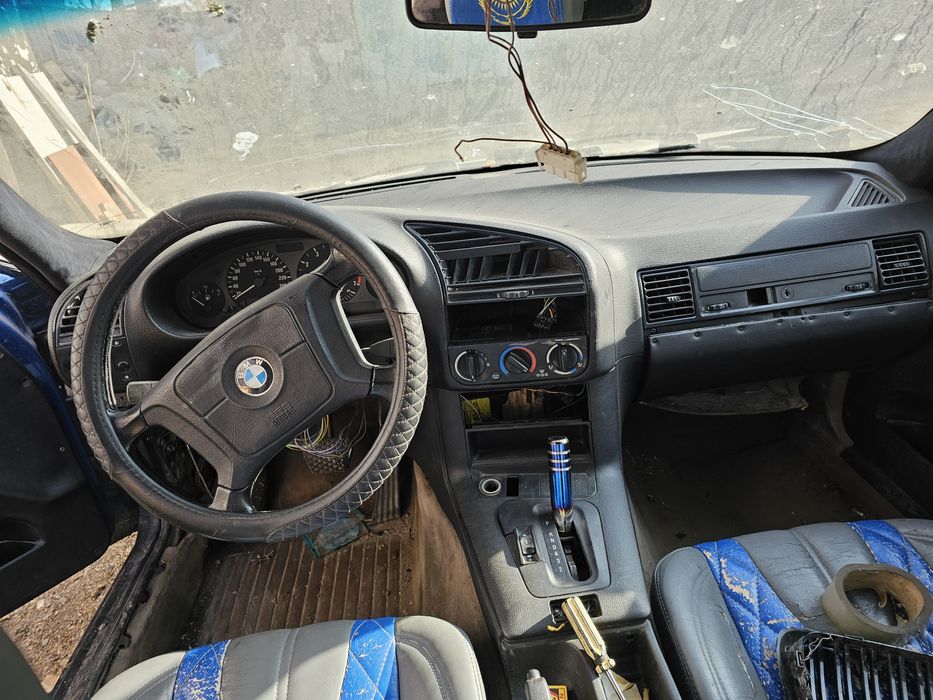 Bmw е36 на запчасти