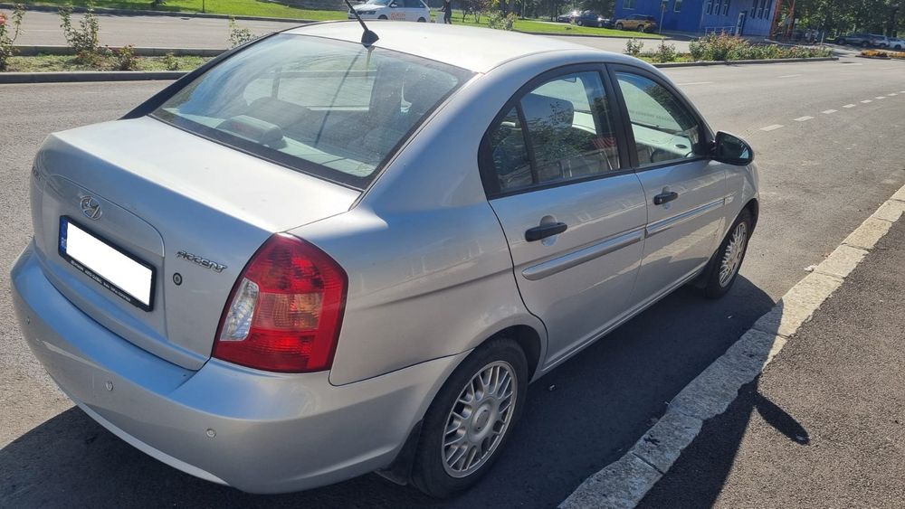 HYUNDAI Accent 2008 — imagine 3