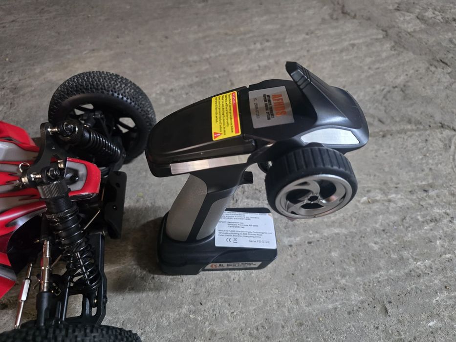 Masinută cu telecomanda