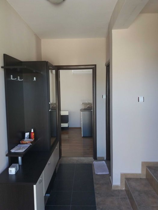 Дава се под наем Къща в Варна, Галата - 140 кв.м за 847.62 € - Снимка #3