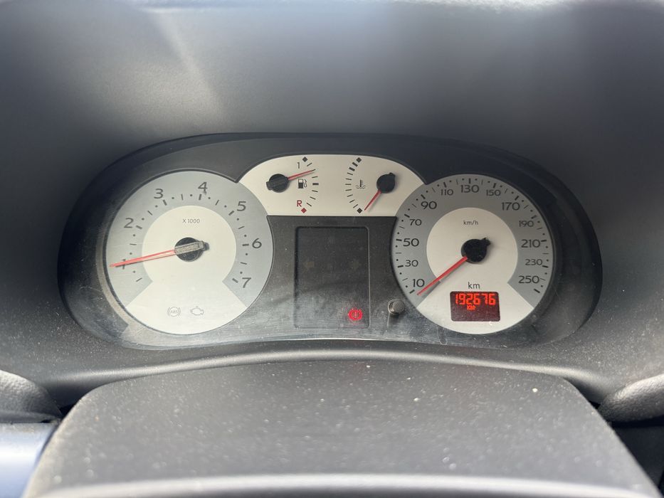 Vand Renault Symbol Benzina +GPL