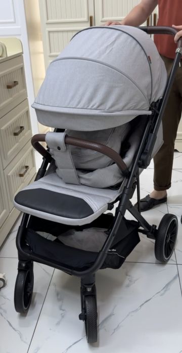 Kidilo kolyaska sotiladi