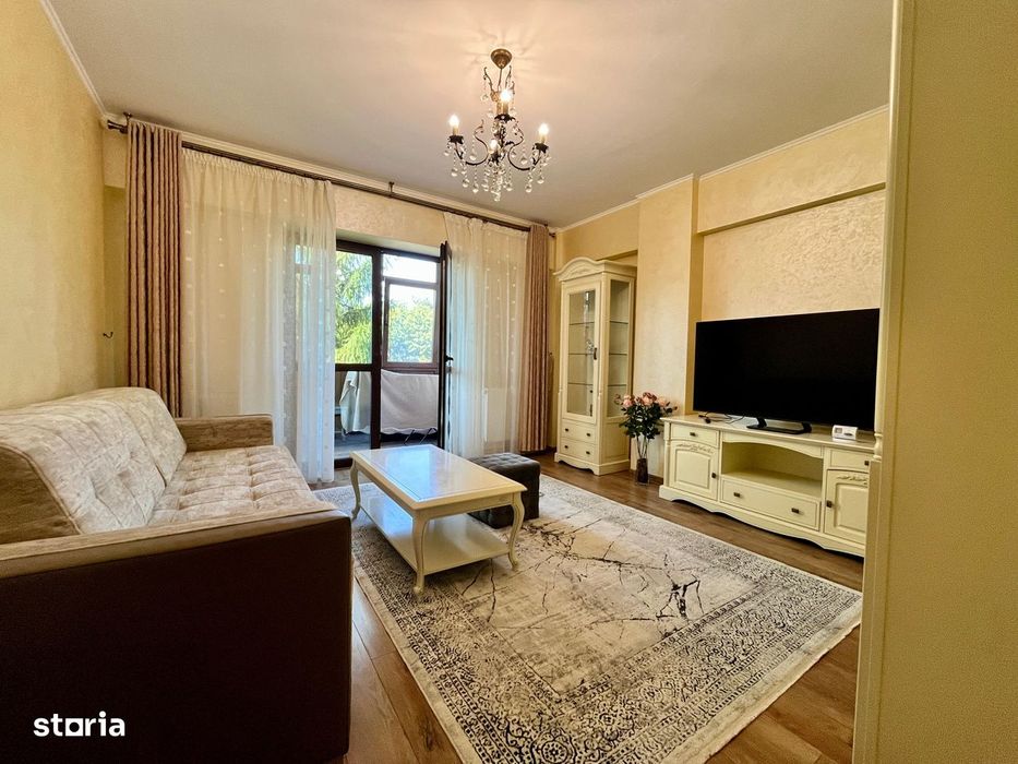 Apartament de vanzare, 2 camere, decomandat, 53 mp, CUG