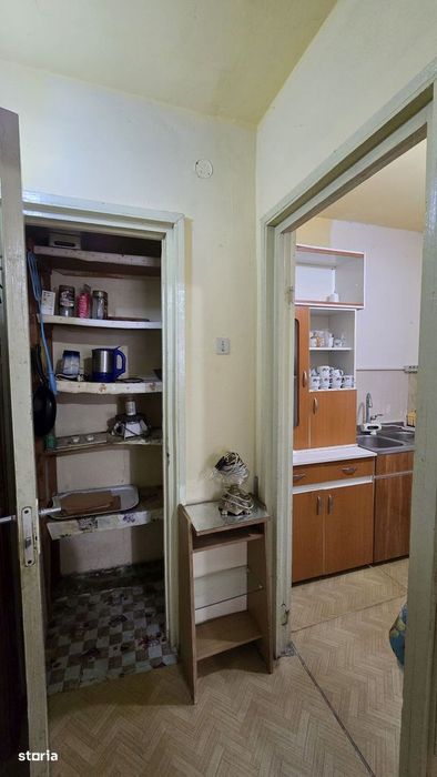 Apartament la parter După Zid