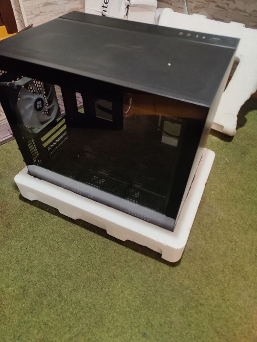 Корпус компьютерный lian li 011 air mini