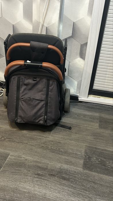 Продам детскую коляску отличное состояние.