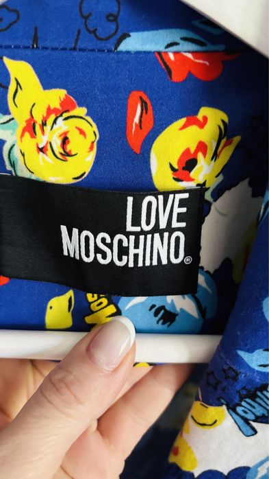 Сако лятно Love moschino размер 38
