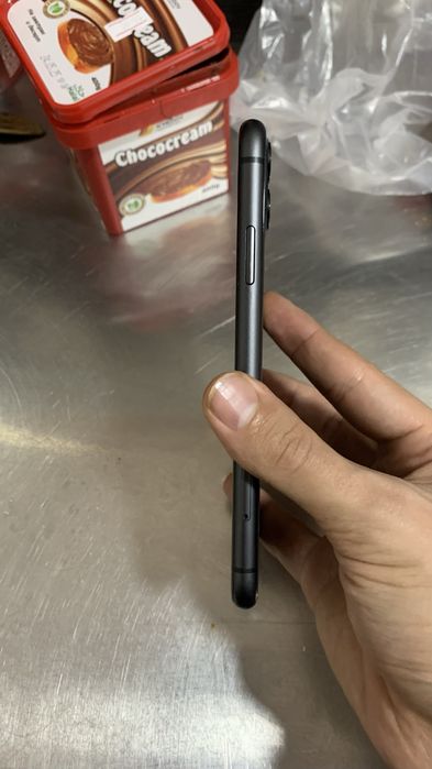 Iphone 11 масла как новый
