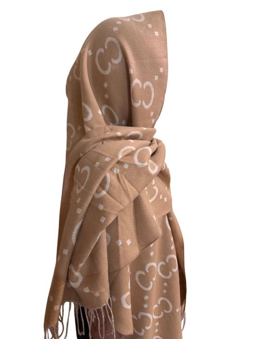 Шарфы, палантин теплый