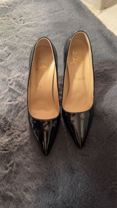 Pantofi cu toc Christian Louboutin