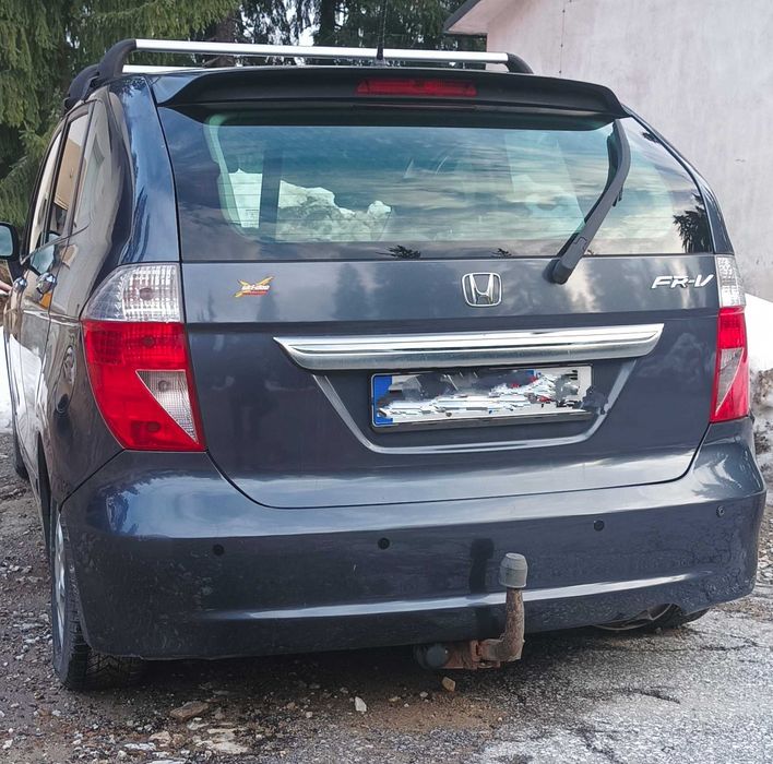 Honda FRV на части