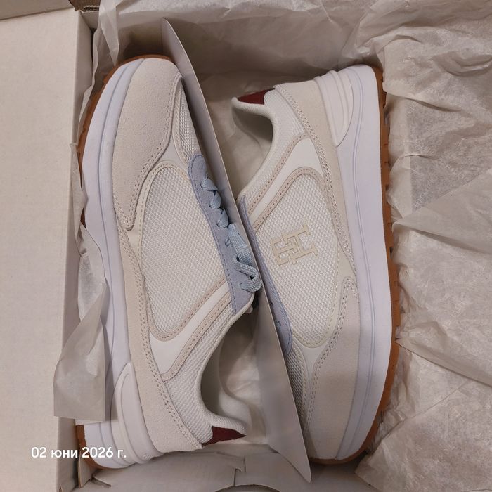 Tommy Hilfiger маратонки