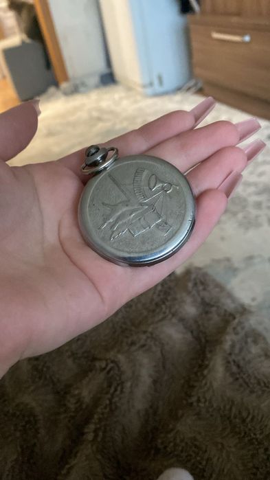 Продам в коллекцию часы карманные