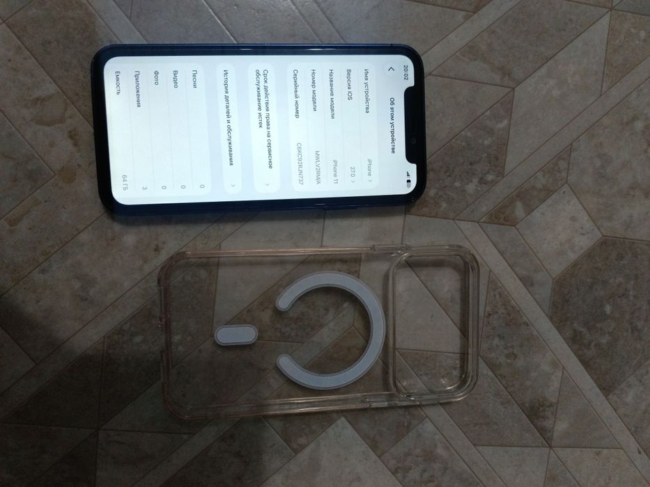 Продам айфон 11 корпус 17 про 64гб