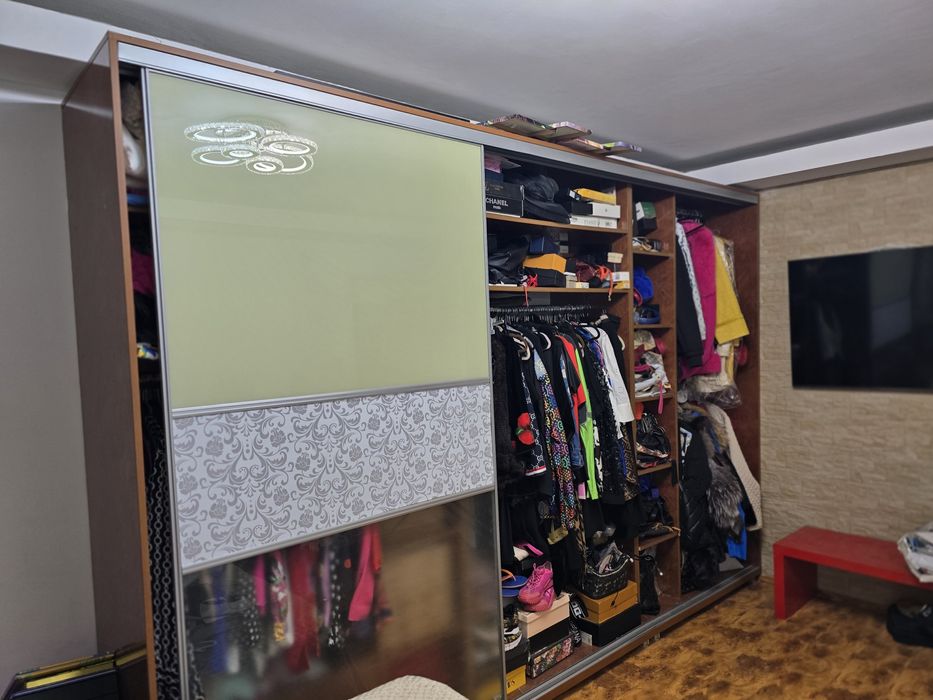 Reducere de la  400 la 350, ultima saptamana care il mai tin!!!Dressin