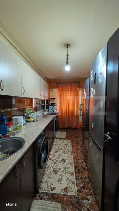 Apartament 3 camere, 67 mp, zona Micro 11 - Poarta Bucurestilor