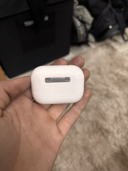 Airpods Pro в продаже