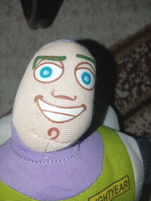 продам игрушку Базз лайтер