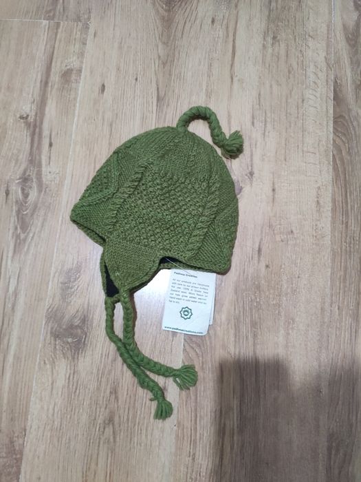 Căciulă damă din lână handmade Nepal