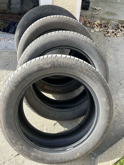 Vând 2 anvelope Bridgestone Alenza 001 DOT 39/2024