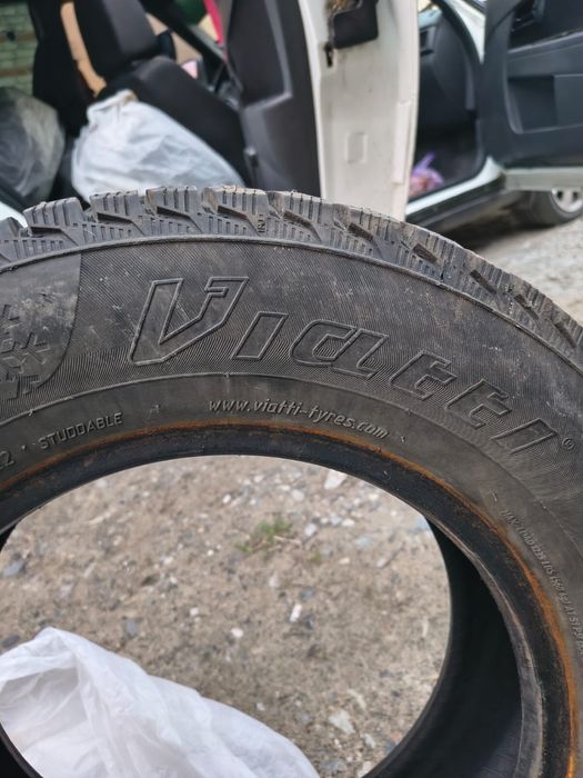 Продам зимнюю резину