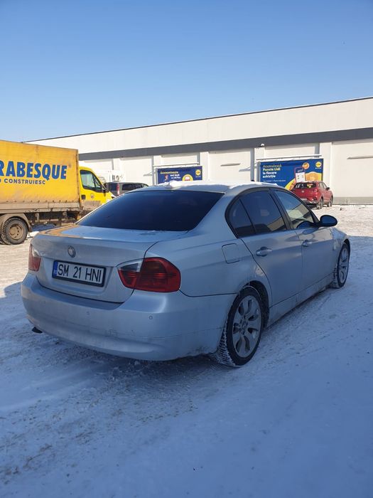 BMW E90 320D  2006 volan pe dreapta
