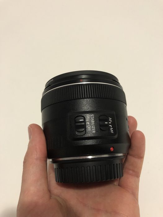 Canon 35mm F2 IS impecabil REZERVAT!