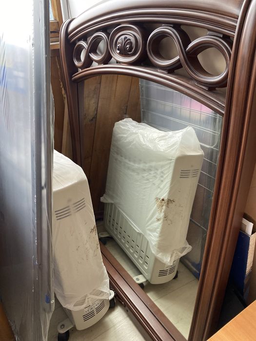 Комод с зеркалом