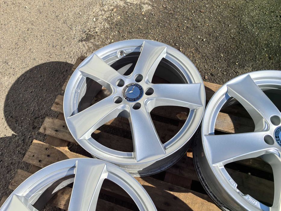 17 цола 5 х 112 мм Мерцедес Це Клас А206 - 7 Инча / ЕТ 48,5