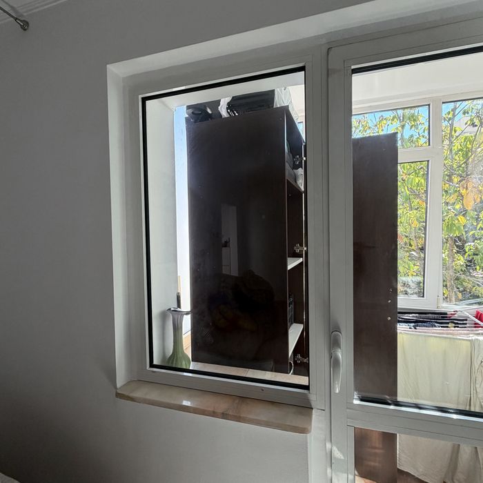 Usa si geam termopan aluminiu alb