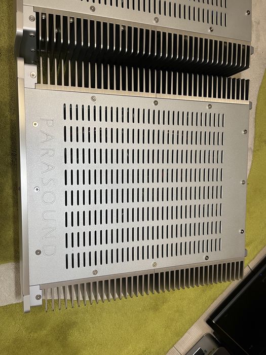 Усилватели  Моноблокове Parasound JC 1