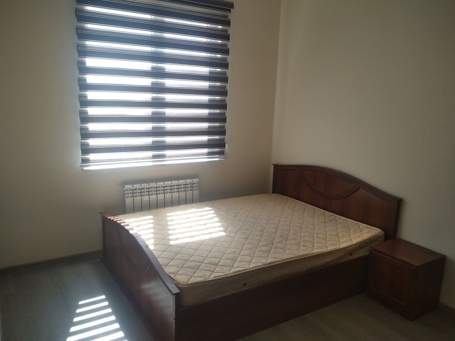 Qorasuvda Ijaraga uy bor. Agentsva yuq. uzoq muddatga. Zalog 250$