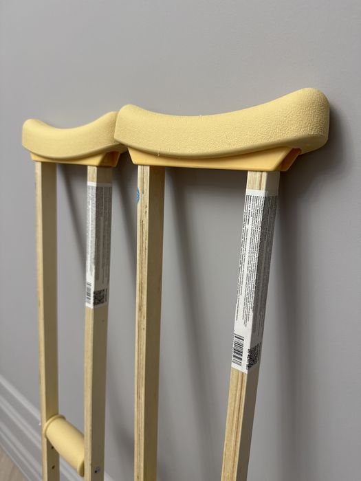 Костыли деревянные