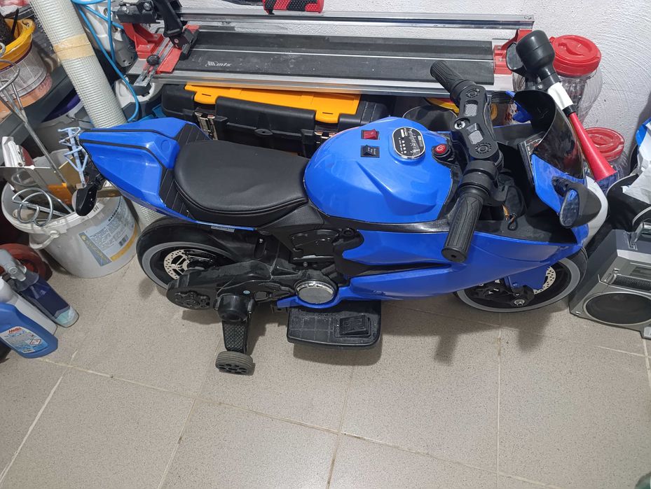 Електрически детски мотор.