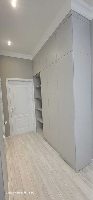 Buyurtma bo‘yicha mebel: dahliz, mehmonxona, yotoqxona, oshxona