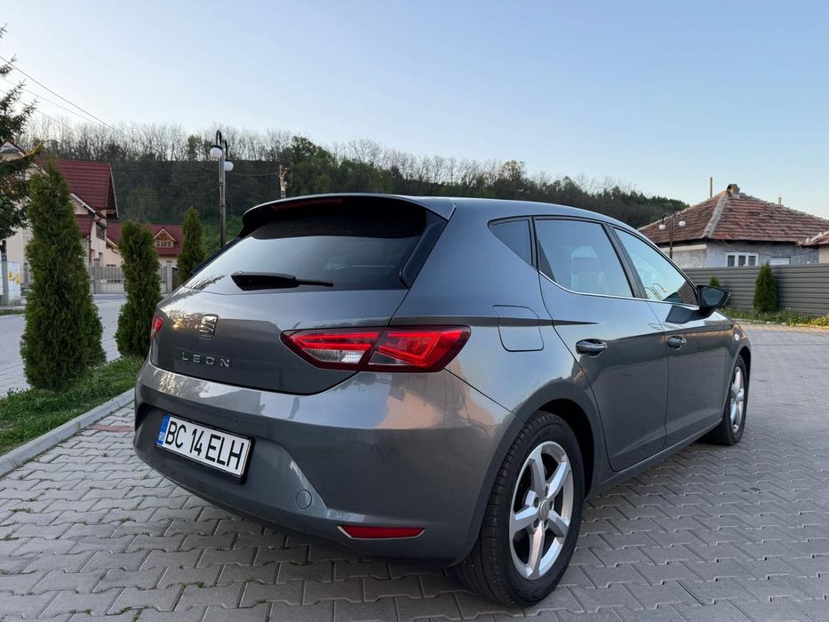 Seat Leon 1.6TDI Matrix Xenon Led Navigatie Lane Assist