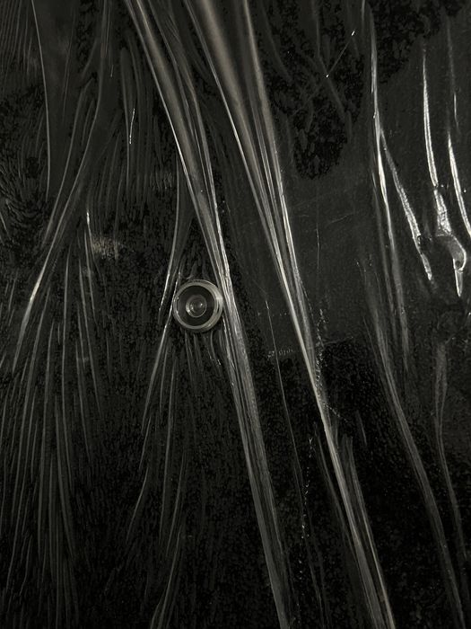 Дверь входная.