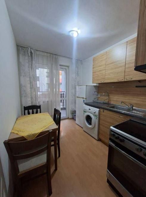 Дава се под наем Двустаен апартамент в Варна, Лятно кино Тракия - 67 кв.м за 458.49 € - Снимка #3