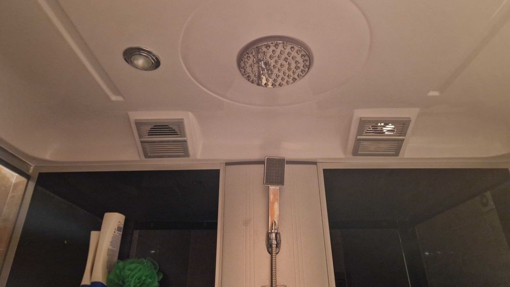 Продам душевую кабину