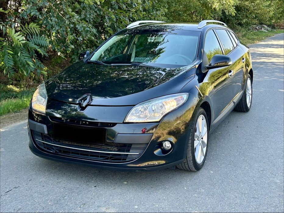Renault Megane 3 break Bose Edition 1.9 dci 130cp E5 2011 adus recent