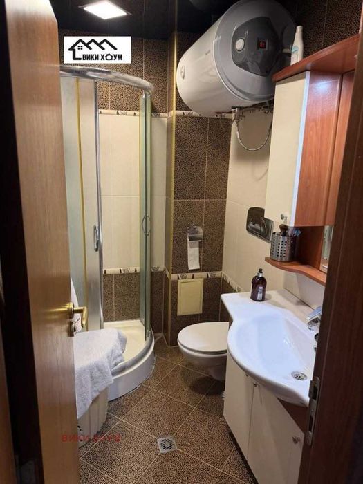 Продава многостаен апартамент, Зимно Кино Тракия,  гр. Варна