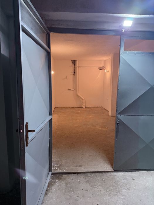 Продава се Гараж / Паркомясто в Велико Търново, Бузлуджа - 25 кв.м за 327 €/кв.м - Снимка #1