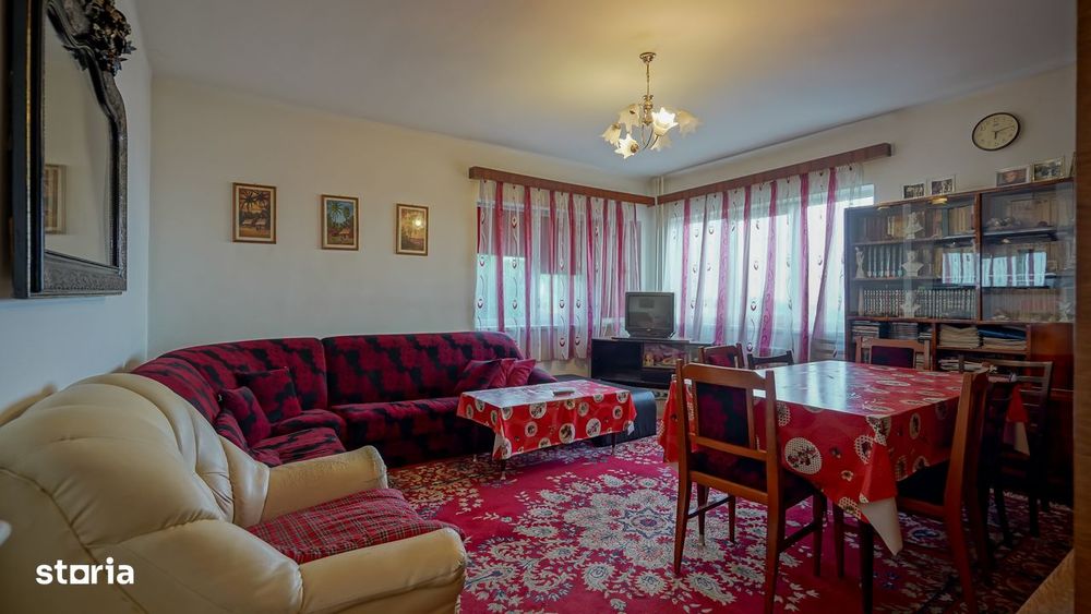 Vanzare Vila  3 Apart  Drumul Poienii  Livada Postei Proprietate Unica