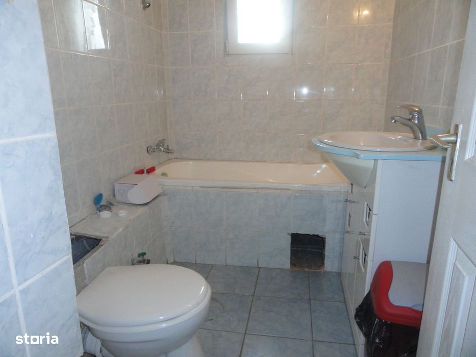 Apartament 2 camere decomandat parter, zona centrala - Kaufland, 80 mp