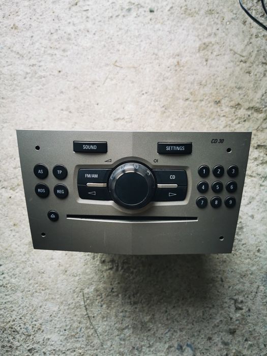 Cd pleyer opel corsa d